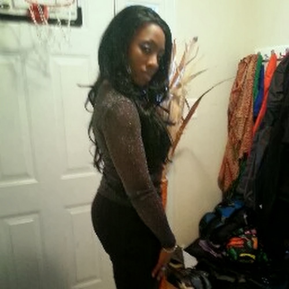 Meet your Posher, Nakisha